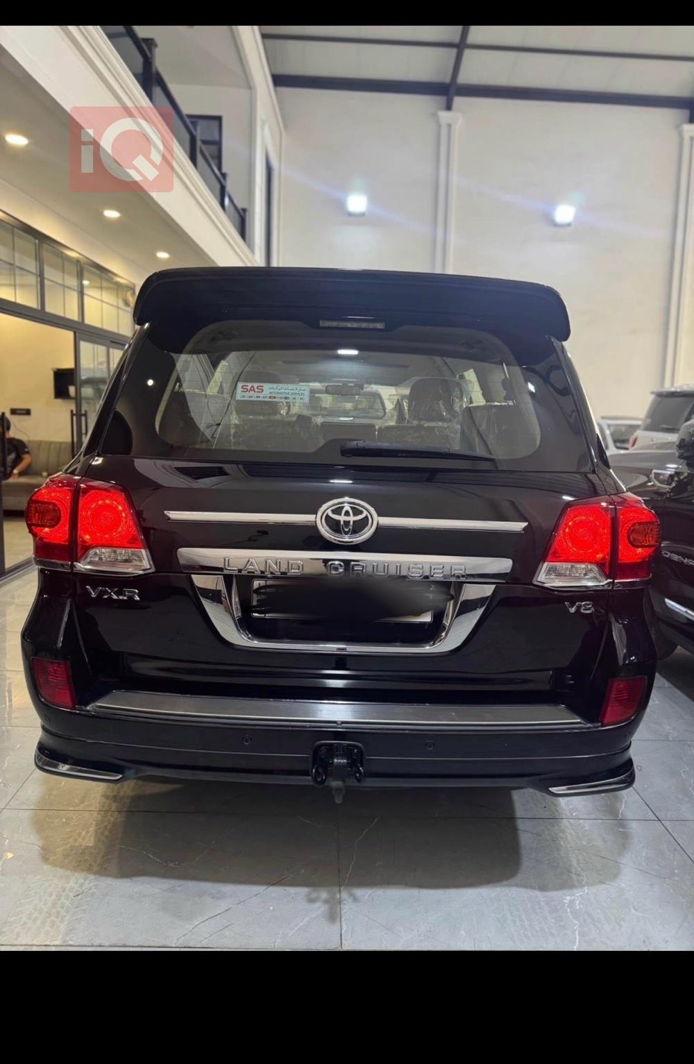 تويوتا لاندكروزر